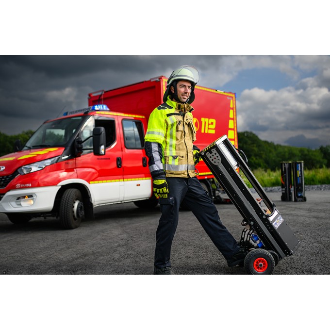 Roti suplimentare teren accidentat pentru turnurile de lumina temporara Baselight 